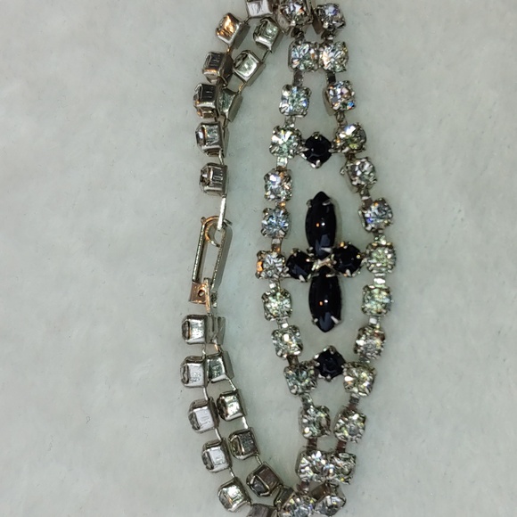 Stylish Formal Wear Rhinestone Women's Bracelet in Black Silver, 7 Inches - Picture 13 of 14